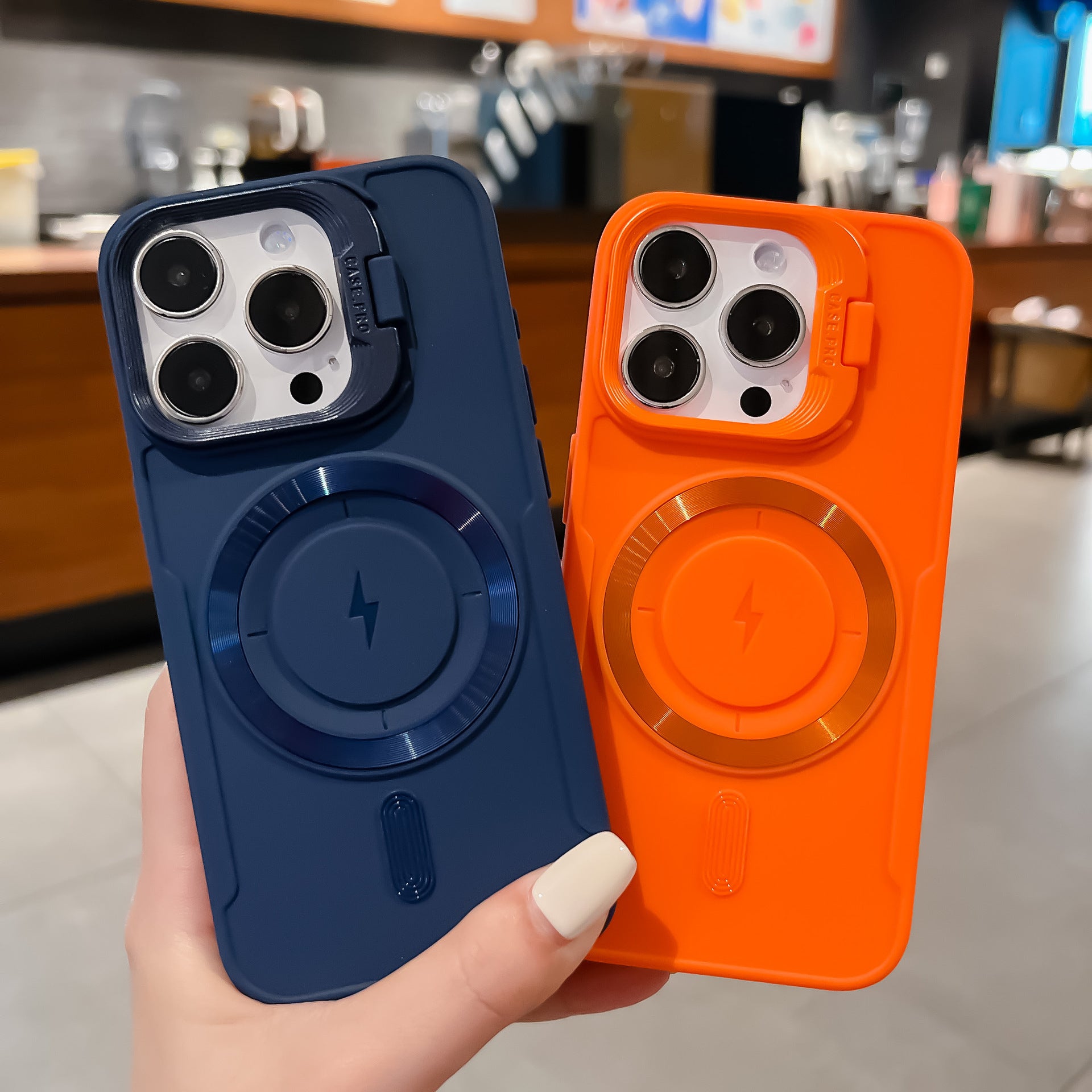 Lightning Magnetic Matte Soft Case Mobile