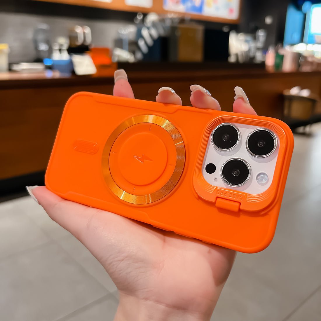 Lightning Magnetic Matte Soft Case Mobile