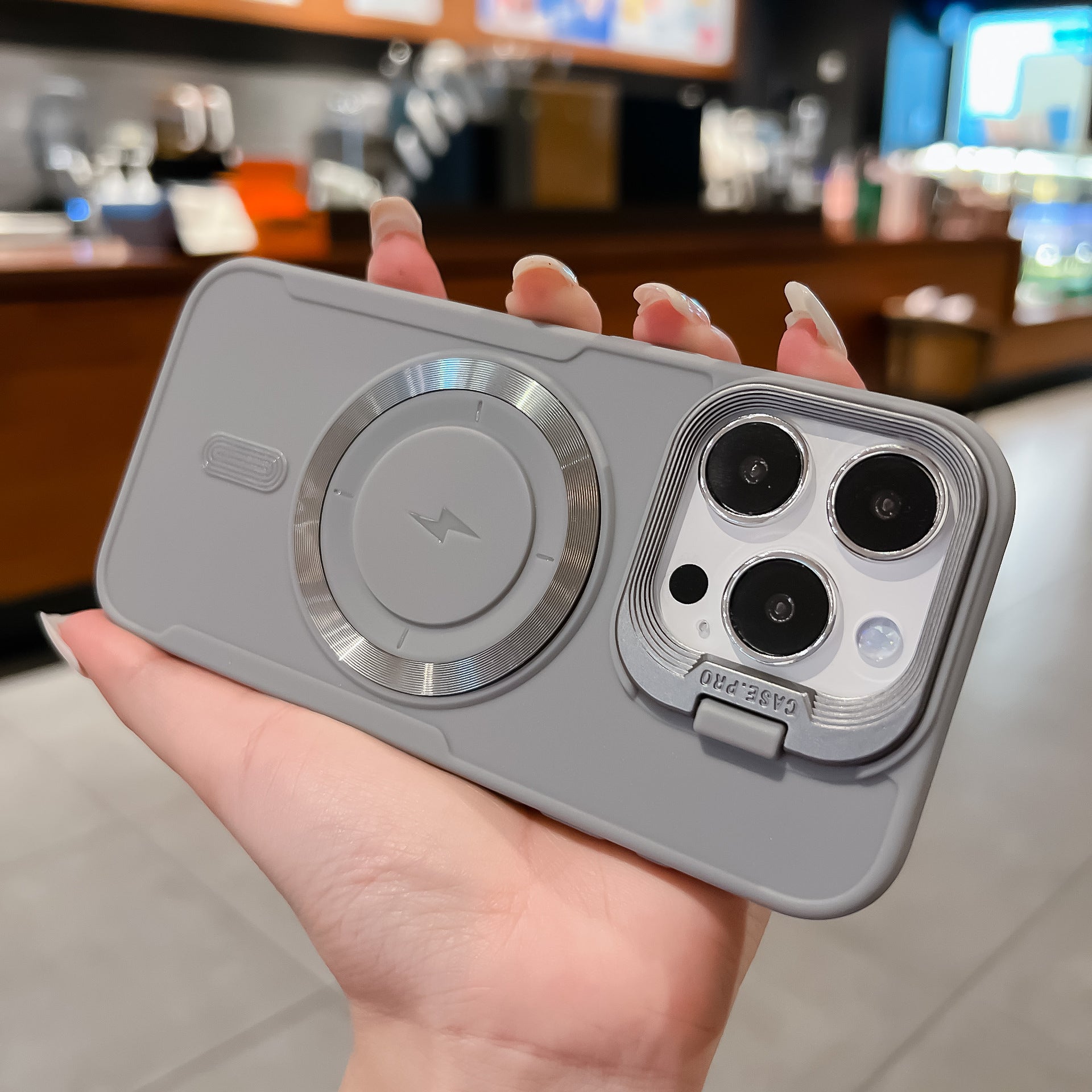 Lightning Magnetic Matte Soft Case Mobile